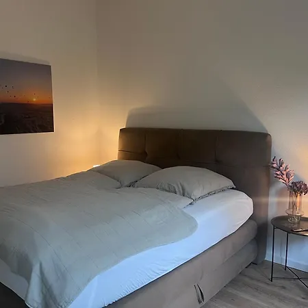 Apartamento Modernes Tiny In *