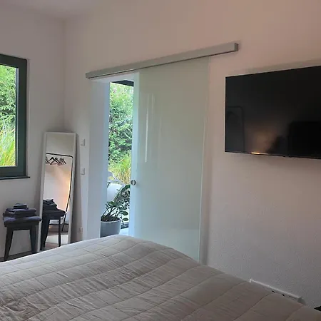 Modernes Tiny In Apartman *